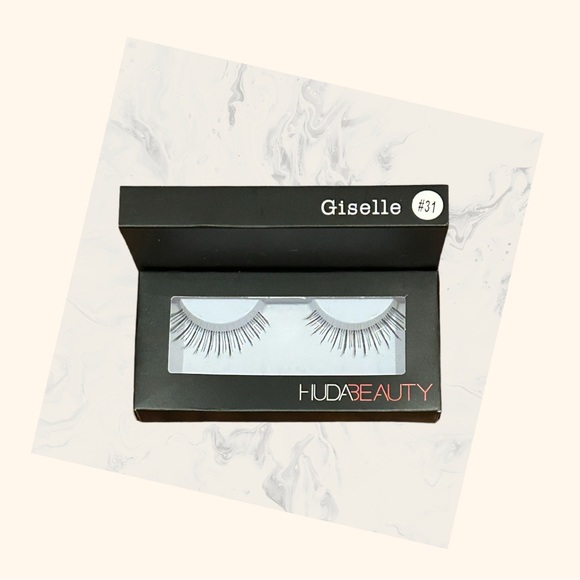 HUDA BEAUTY LASH BUNDLE! 3 Sets of Different Style GISELLE Lashes! - Picture 4 of 13